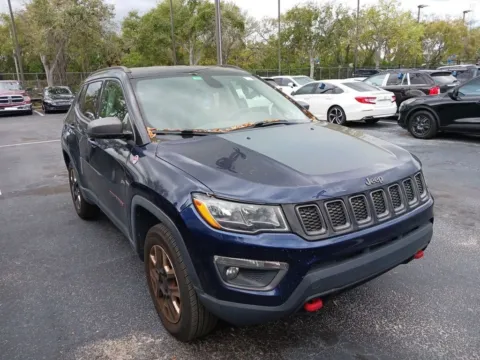 Photos of 2018 Jeep Compass Trailhawk for sale in Indianapolis, IN at AutoGiant USA Indianapolis