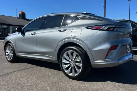 More photos of 2024 Buick Envista Avenir at AutoGiant USA Indianapolis, IN