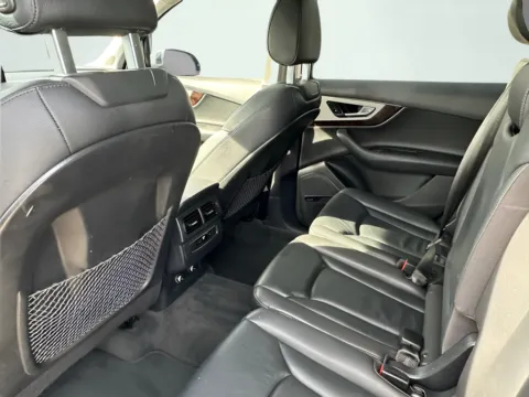 Another view of 2019 Audi Q7 45 Premium Plus for sale in Indianapolis, IN at AutoGiant USA Indianapolis