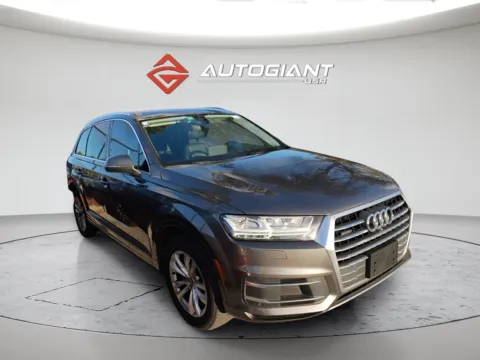 Photos of 2019 Audi Q7 45 Premium Plus for sale in Indianapolis, IN at AutoGiant USA Indianapolis
