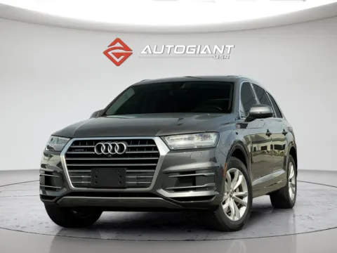 Gray 2019 Audi Q7 45 Premium Plus for sale in Indianapolis, IN
