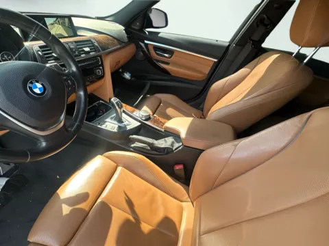 Photos of 2018 BMW 3 Series 340i for sale in Indianapolis, IN at AutoGiant USA Indianapolis