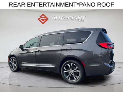 More photos of 2021 Chrysler Pacifica Pinnacle at AutoGiant USA Indianapolis, IN