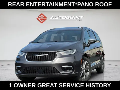 Unknown 2021 Chrysler Pacifica Pinnacle for sale in Indianapolis, IN