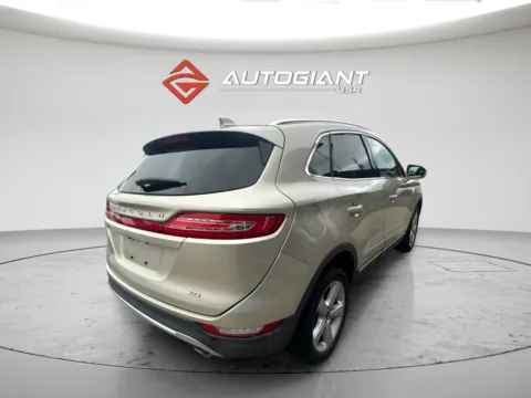 More photos of 2017 Lincoln MKC Premiere at AutoGiant USA Indianapolis, IN