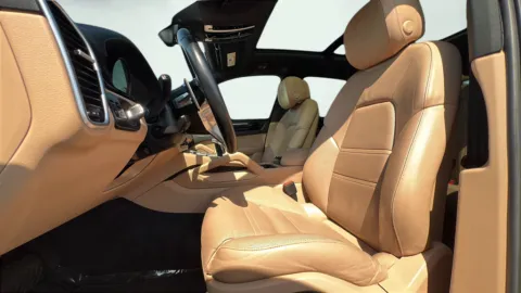 Photos of 2019 Porsche Cayenne E-Hybrid for sale in Indianapolis, IN at AutoGiant USA Indianapolis