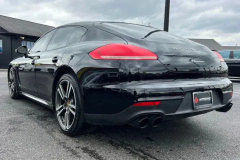 More photos of 2016 Porsche Panamera 4 at AutoGiant USA Indianapolis, IN