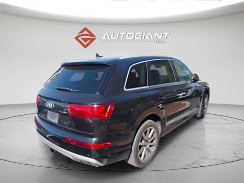 Another view of 2019 Audi Q7 55 Premium Plus for sale in Indianapolis, IN at AutoGiant USA Indianapolis