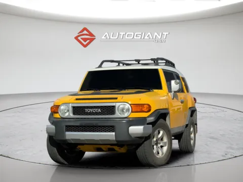 Yellow 2007 Toyota FJ Cruiser for sale in Indianapolis, IN