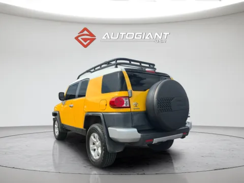 More photos of 2007 Toyota FJ Cruiser at AutoGiant USA Indianapolis, IN