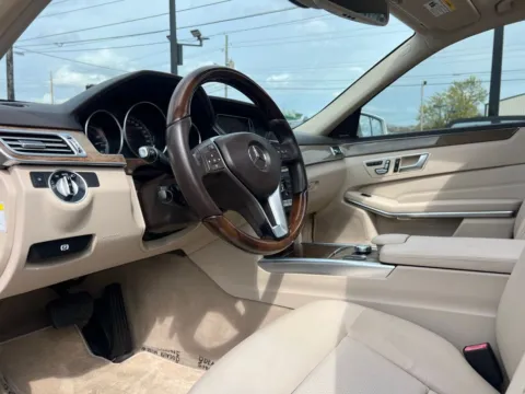 Photos of 2014 Mercedes-Benz E-Class E 350 for sale in Indianapolis, IN at AutoGiant USA Indianapolis