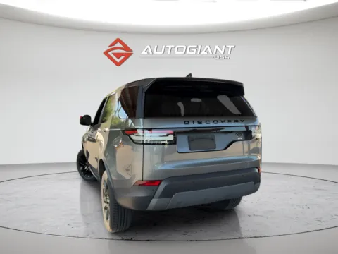 Another view of 2018 Land Rover Discovery SE for sale in Indianapolis, IN at AutoGiant USA Indianapolis