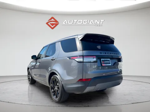 More photos of 2018 Land Rover Discovery SE at AutoGiant USA Indianapolis, IN