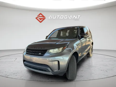 Blue 2018 Land Rover Discovery SE for sale in Indianapolis, IN