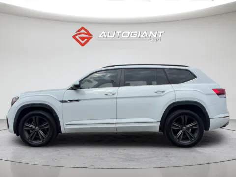 Another view of 2021 Volkswagen Atlas 3.6L V6 SE w/Technology R-Line for sale in Indianapolis, IN at AutoGiant USA Indianapolis