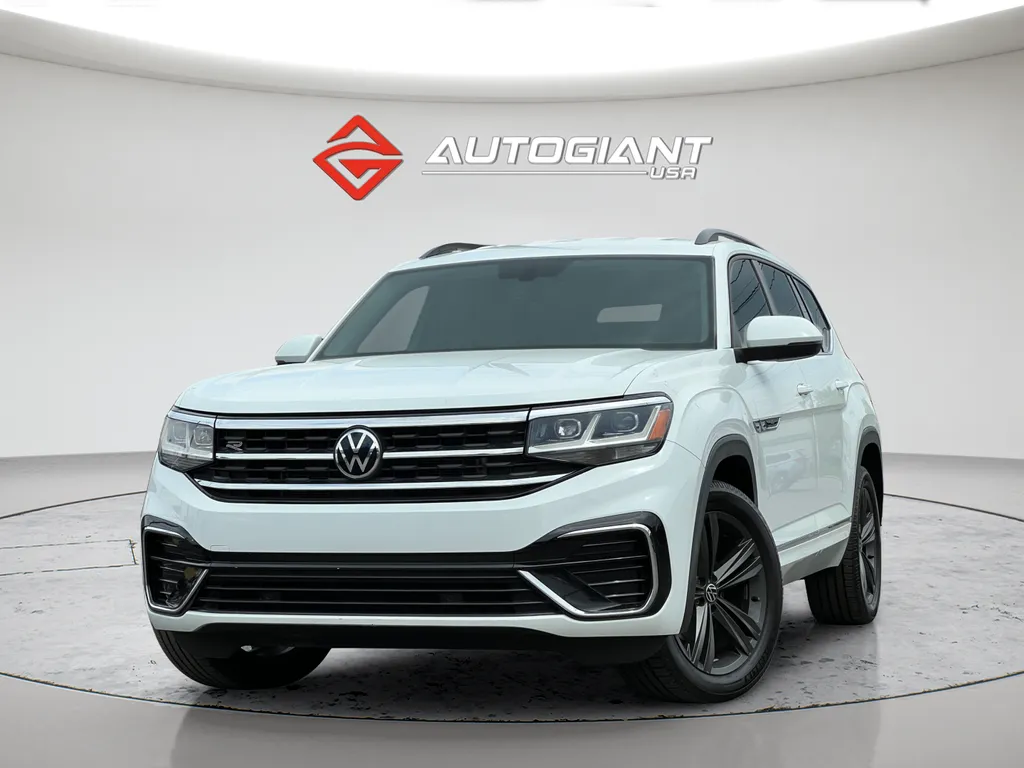 Black 2021 Volkswagen Atlas 3.6L V6 SE w/Technology R-Line for sale in Indianapolis, IN