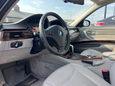 Photos of 2011 BMW 3 Series 328i for sale in Indianapolis, IN at AutoGiant USA Indianapolis