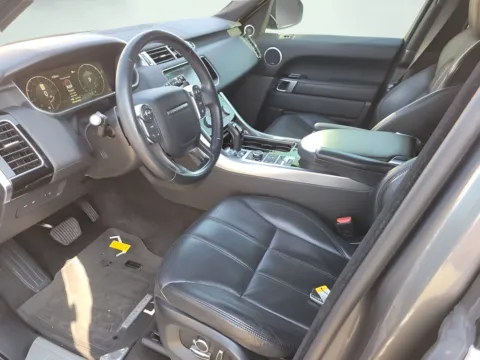 More photos of 2017 Land Rover Range Rover Sport 5.0L V8 Supercharged at AutoGiant USA Indianapolis, IN