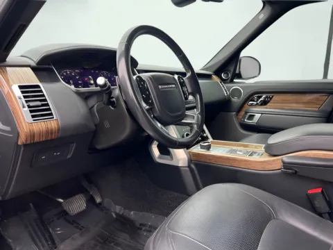 Photos of 2019 Land Rover Range Rover 5.0L V8 Supercharged for sale in Indianapolis, IN at AutoGiant USA Indianapolis