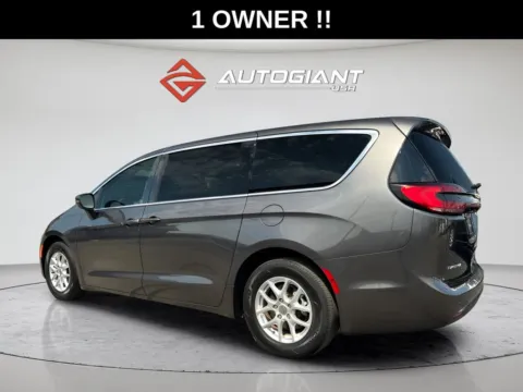 More photos of 2023 Chrysler Pacifica Touring L at AutoGiant USA Indianapolis, IN