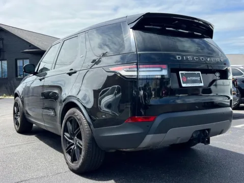 More photos of 2018 Land Rover Discovery SE at AutoGiant USA Indianapolis, IN
