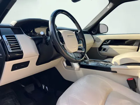 Photos of 2018 Land Rover Range Rover 3.0L V6 Supercharged HSE for sale in Indianapolis, IN at AutoGiant USA Indianapolis