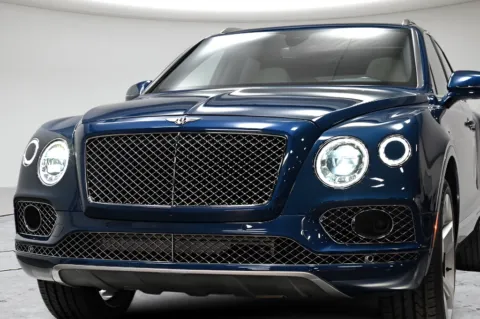 Blue 2018 Bentley Bentayga W12 for sale in Indianapolis, IN