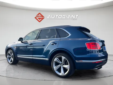 More photos of 2018 Bentley Bentayga W12 at AutoGiant USA Indianapolis, IN