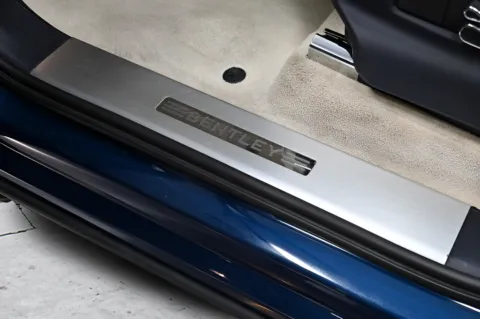 Photos of 2018 Bentley Bentayga W12 for sale in Indianapolis, IN at AutoGiant USA Indianapolis