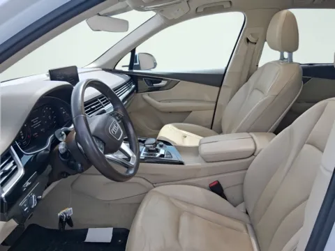 More photos of 2017 Audi Q7 3.0T Premium Plus at AutoGiant USA Indianapolis, IN