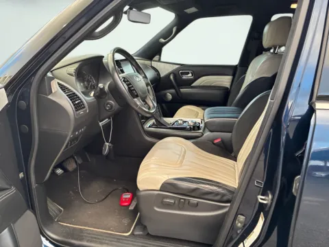 More photos of 2020 INFINITI QX80 Limited at AutoGiant USA Indianapolis, IN