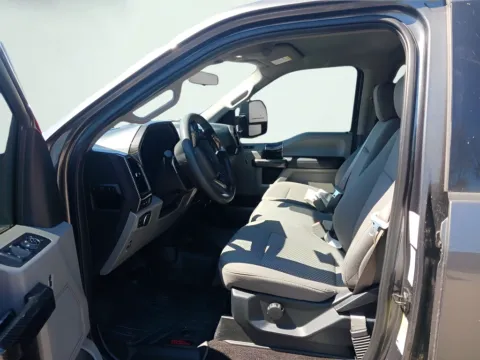 More photos of 2020 Ford F-150 XLT at AutoGiant USA Indianapolis, IN