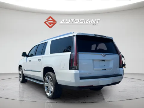 More photos of 2020 Cadillac Escalade ESV Premium at AutoGiant USA Indianapolis, IN