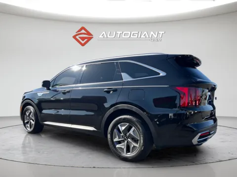 More photos of 2021 Kia Sorento Hybrid EX at AutoGiant USA Indianapolis, IN