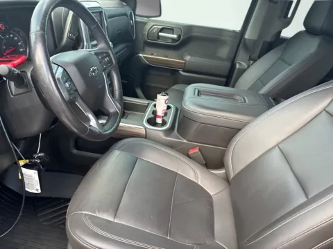 More photos of 2021 Chevrolet Silverado 1500 LT Trail Boss at AutoGiant USA Indianapolis, IN