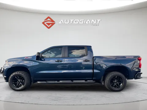 Another view of 2021 Chevrolet Silverado 1500 LT Trail Boss for sale in Indianapolis, IN at AutoGiant USA Indianapolis