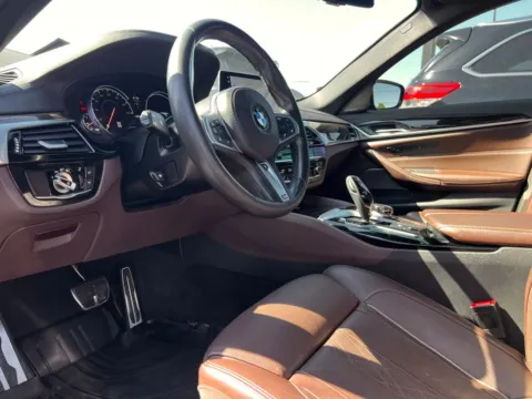 Photos of 2021 BMW 5 Series 530i for sale in Indianapolis, IN at AutoGiant USA Indianapolis