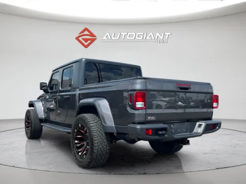 More photos of 2021 Jeep Gladiator Willys at AutoGiant USA Indianapolis, IN