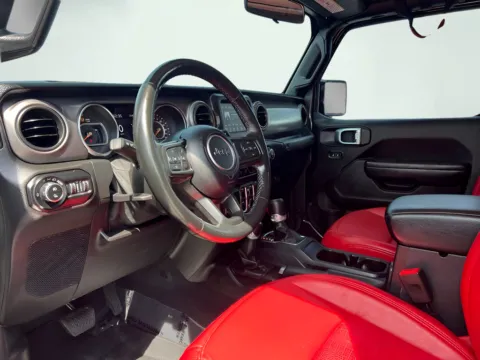 Photos of 2021 Jeep Gladiator Willys for sale in Indianapolis, IN at AutoGiant USA Indianapolis