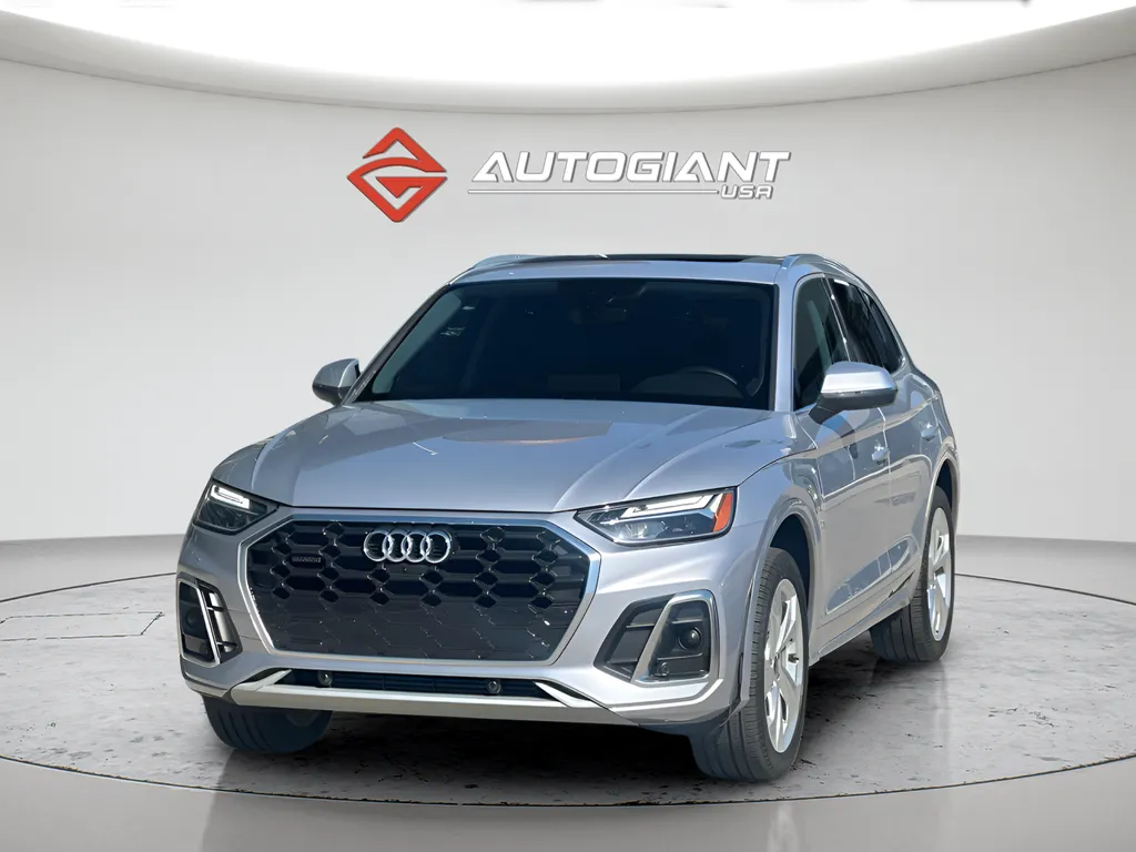 2025 Audi Q5 45 Premium Plus's photo