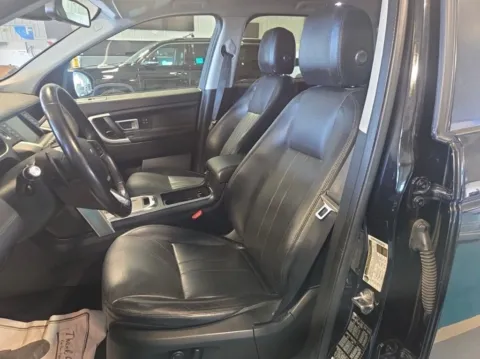 More photos of 2019 Land Rover Discovery Sport HSE at AutoGiant USA Indianapolis, IN