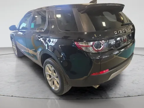 Photos of 2019 Land Rover Discovery Sport HSE for sale in Indianapolis, IN at AutoGiant USA Indianapolis