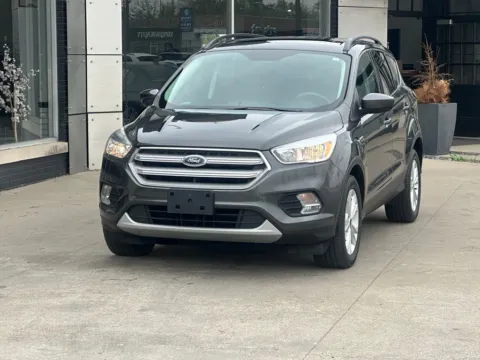 Gray 2018 Ford Escape SE for sale in Indianapolis, IN