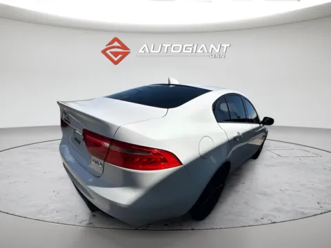 More photos of 2017 Jaguar XE 35t Premium at AutoGiant USA Indianapolis, IN