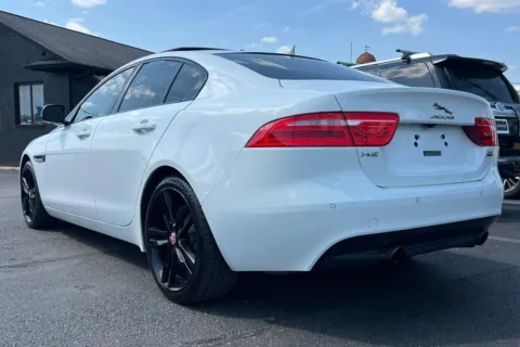 More photos of 2017 Jaguar XE 35t Premium at AutoGiant USA Indianapolis, IN