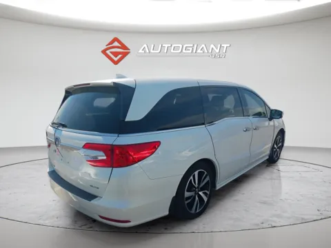 Another view of 2019 Honda Odyssey Elite for sale in Indianapolis, IN at AutoGiant USA Indianapolis