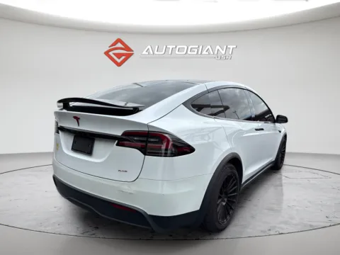More photos of 2022 Tesla Model X Plaid at AutoGiant USA Indianapolis, IN