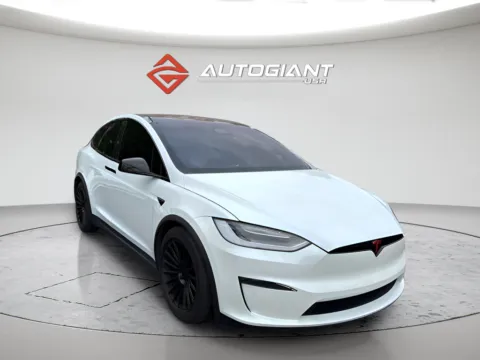 Photos of 2022 Tesla Model X Plaid for sale in Indianapolis, IN at AutoGiant USA Indianapolis