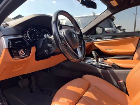 Photos of 2017 BMW 5 Series 530i for sale in Indianapolis, IN at AutoGiant USA Indianapolis