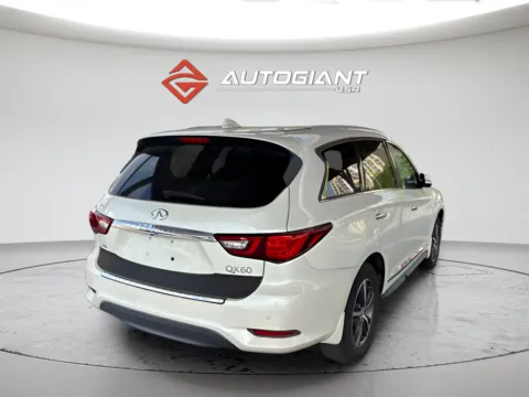 More photos of 2019 INFINITI QX60 LUXE at AutoGiant USA Indianapolis, IN